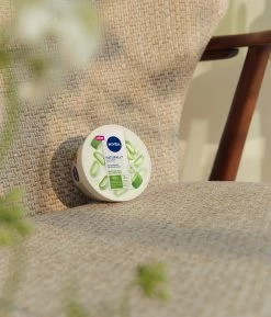 NIVEA All Purpose Créme Naturally Good Aloe Vera Bodylotion - 200 Ml -Lichaamsverzorging 1027x1200 3