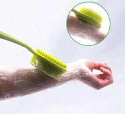 Blubs® – Badborstel – Dry Brush – Rug Scrubber – Lichaamsborstel – Rugborstel Douche Met Steel – Huidborstel – Rugborstel Kunststof – Badborstel Met Steel – Doucheborstel Met Steel – Siliconen Borstel – Droogborstel – Massage – Groen -Lichaamsverzorging 1200x1092