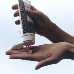 Australian Bodycare Body Cream 100 Ml - Intensieve Vochtinbrengende Crème Voor Zeer Droge & Beschadigde Huid - Met Actieve Ingrediënten Tea Tree Om De Natuurlijke Bacterieflora In Balans Te Houden En Toverhazelaar Voor Hydratatie Van De Huid -Lichaamsverzorging 1200x1200 30