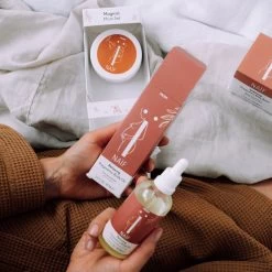 Naïf Magical Mom Geschenkset - Lichaamsolie & Bellybalm - Voordeelverpakking 90 + 100ml - Met Natuurlijke Ingrediënten -Lichaamsverzorging 1200x1200 317