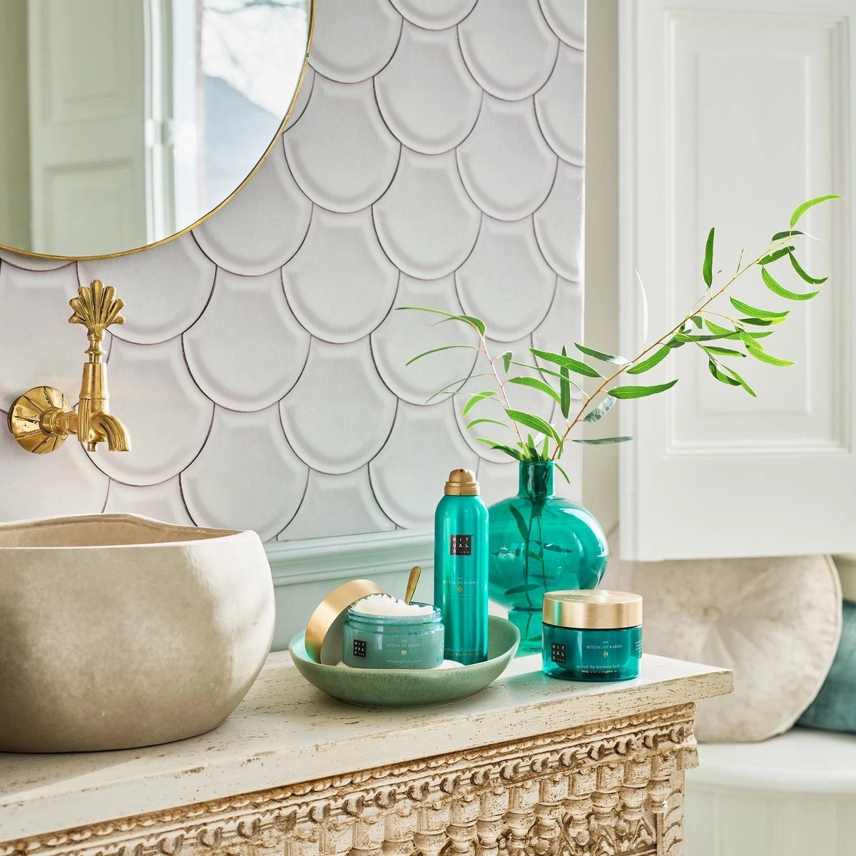 RITUALS The Ritual Of Karma Body Scrub - 300 G 2 RITUALS The Ritual Of Karma Body Scrub - 300 G - Afbeelding 2