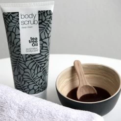 Australian Bodycare Body Scrub 200 Ml - Diep Reinigende Peeling Voor Je Hele Lichaam Met 100% Natuurlijke Tea Tree Olie - Ook Geschikt Als Voetscrub En Te Gebruiken Bij Puistjes Op Je Rug En De Rest Van Het Lichaam -Lichaamsverzorging 1200x1200 851