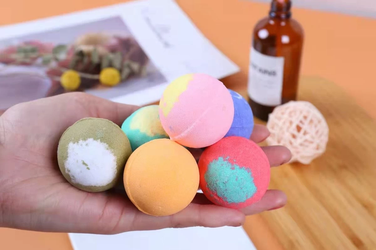 Bruisballen - 30 Stuks - 5 Verschillende Geuren - Voor In Bad - Etherische Oliën - Aromatherapie - Badballen - Badparels 4 Bruisballen - 30 Stuks - 5 Verschillende Geuren - Voor In Bad - Etherische Oliën - Aromatherapie - Badballen - Badparels - Afbeelding 4