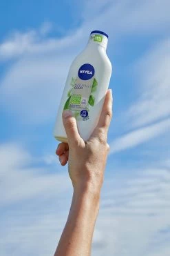 NIVEA Naturally Good Bio Aloë Vera Bodylotion - 350 Ml -Lichaamsverzorging 799x1200
