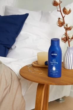 NIVEA Verzorgende Bodymilk - 400 Ml -Lichaamsverzorging 800x1200