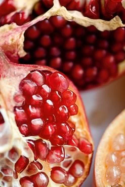 Weleda GRANAATAPPEL VERSTEVIGENDE BODY LOTION 7 Weleda GRANAATAPPEL VERSTEVIGENDE BODY LOTION -Lichaamsverzorging 803x1200